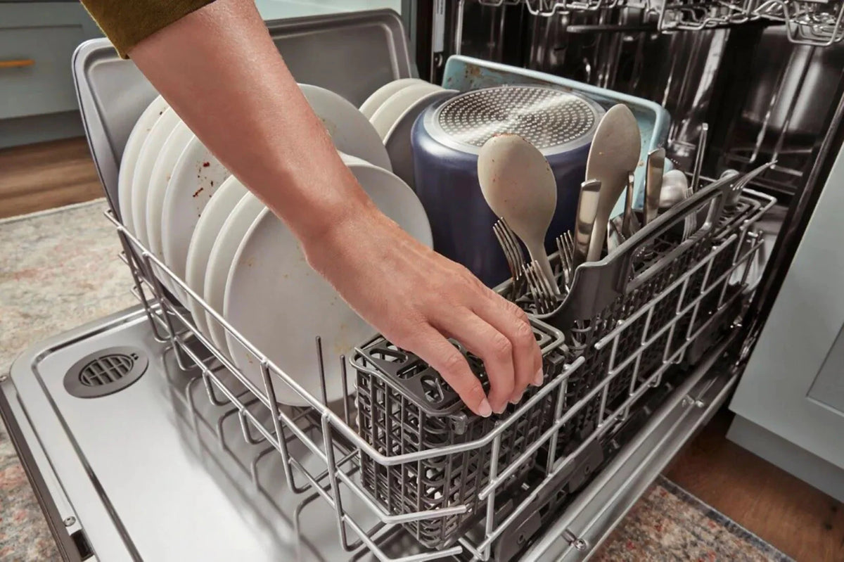 Whirlpool - 24 Top Control Built-In Dishwasher with Stainless Steel Tub, Large Capacity, 3rd Rack, 47 dBA - Black stainless steel