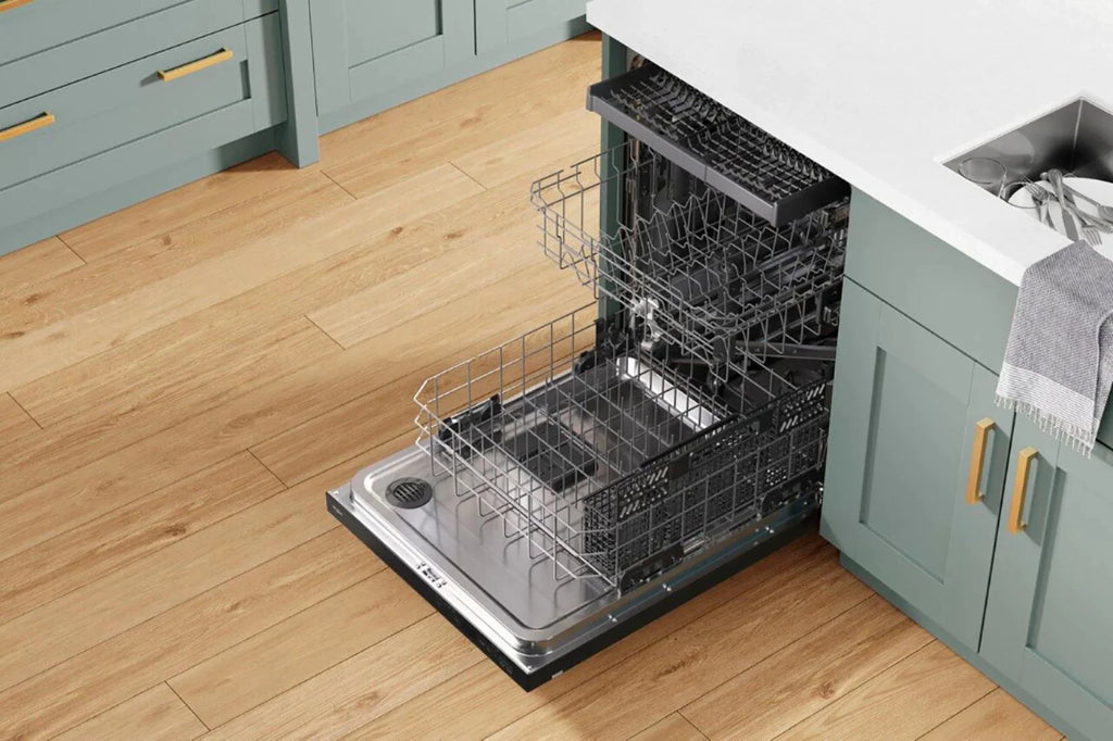 Whirlpool - 24 Top Control Built-In Dishwasher with Stainless Steel Tub, Large Capacity, 3rd Rack, 47 dBA - Black stainless steel