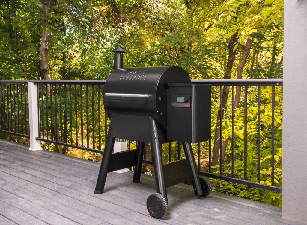 Traeger Grills Pro 575 Wifi Pellet Grill and Smoker in Black -sku-1003894309