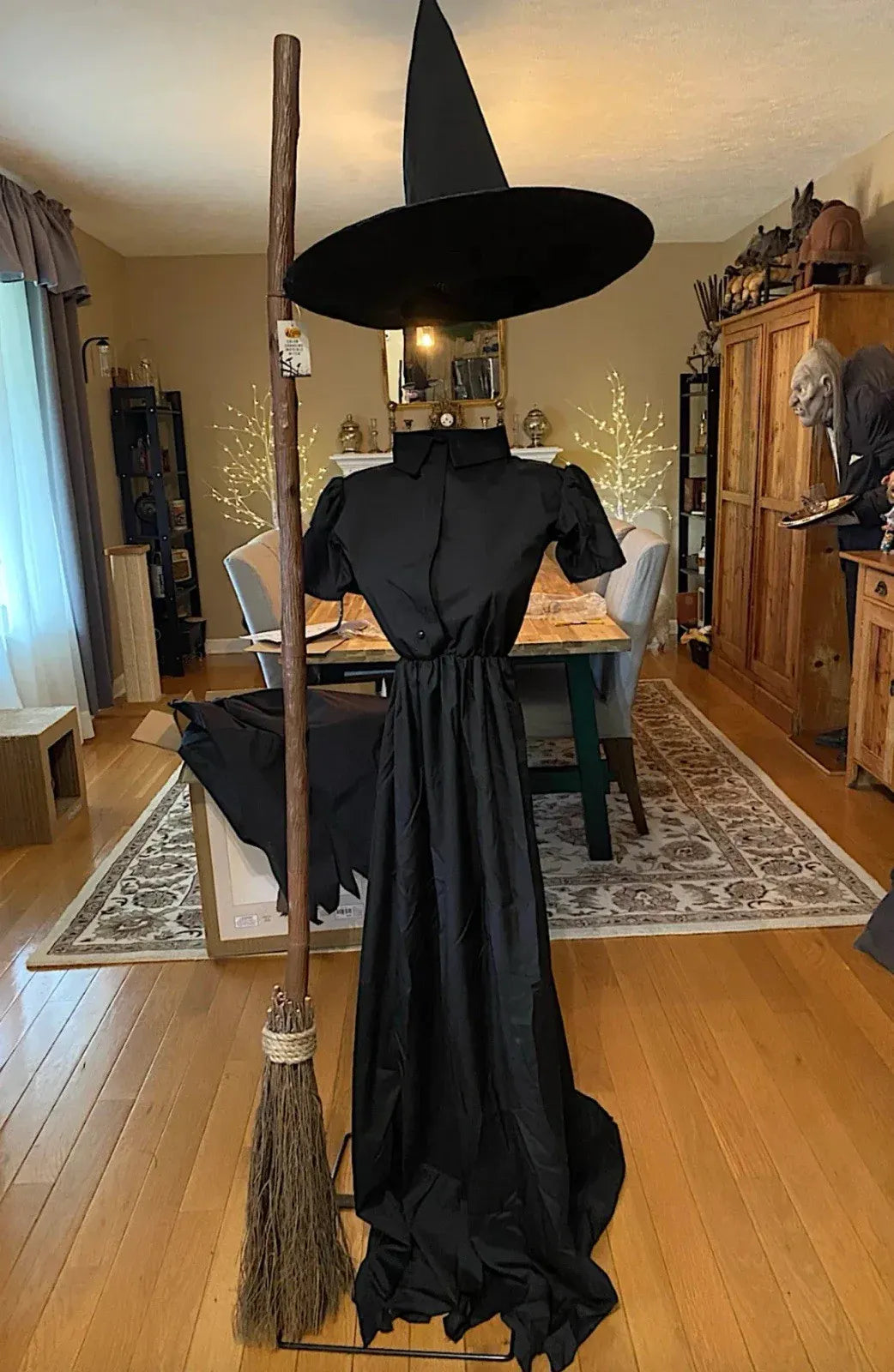 Cracker Barrel 6 Ft Animated Invisible Witch Animatronic Halloween Prop New