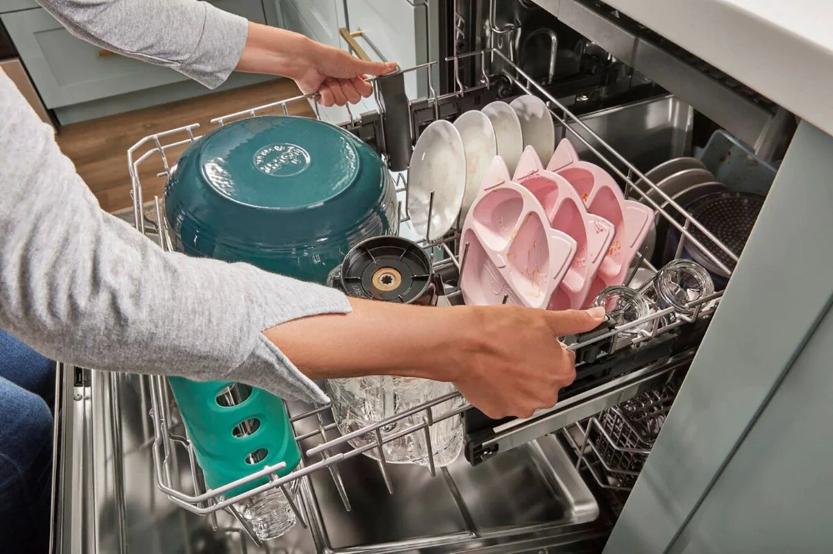 Whirlpool - 24 Top Control Built-In Dishwasher with Stainless Steel Tub, Large Capacity, 3rd Rack, 47 dBA - Black stainless steel