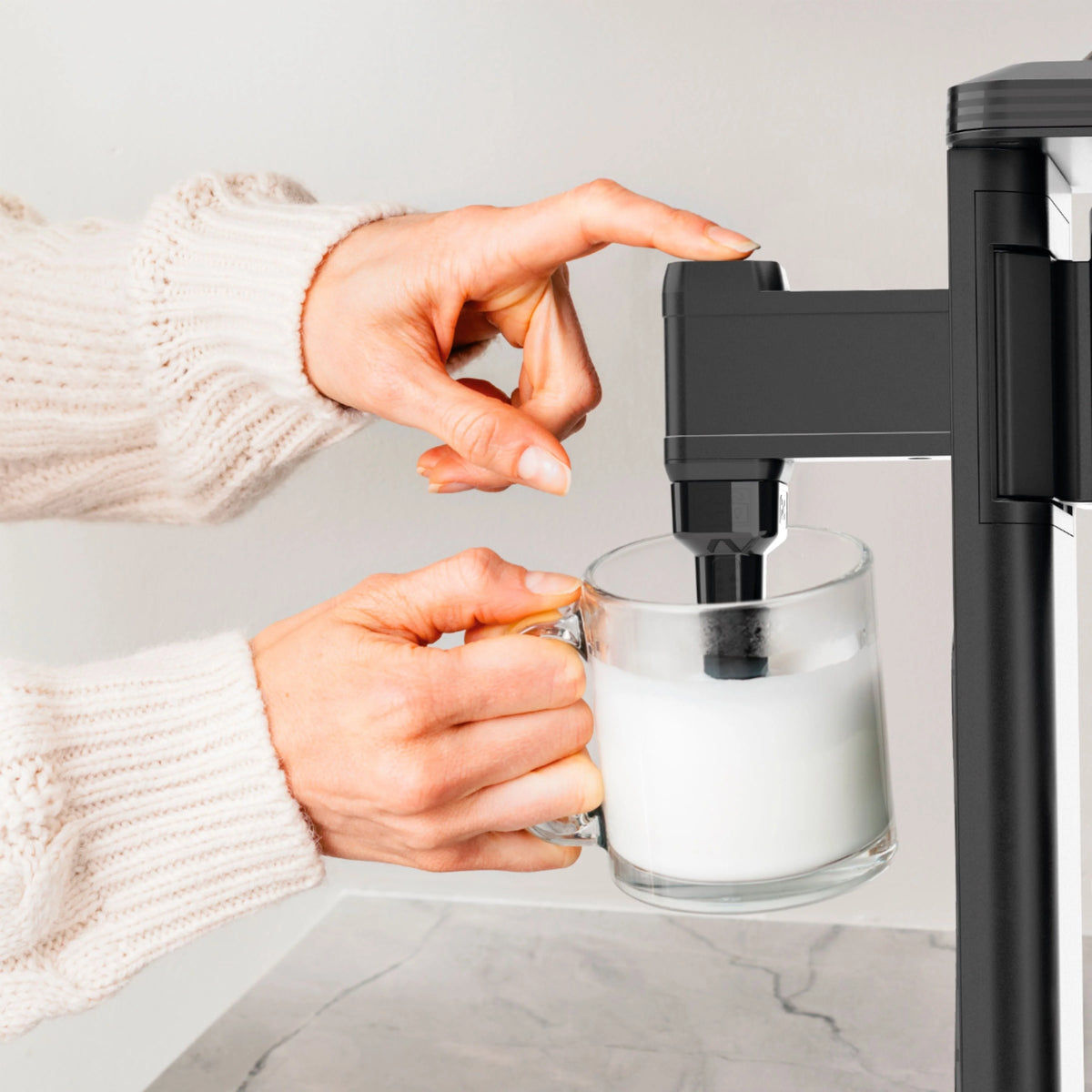 Ninja CM401 - 10-Cup Specialty Coffee Maker with Fold-Away Frother and Glass Carafe CM401 - Black/Stainless Steel