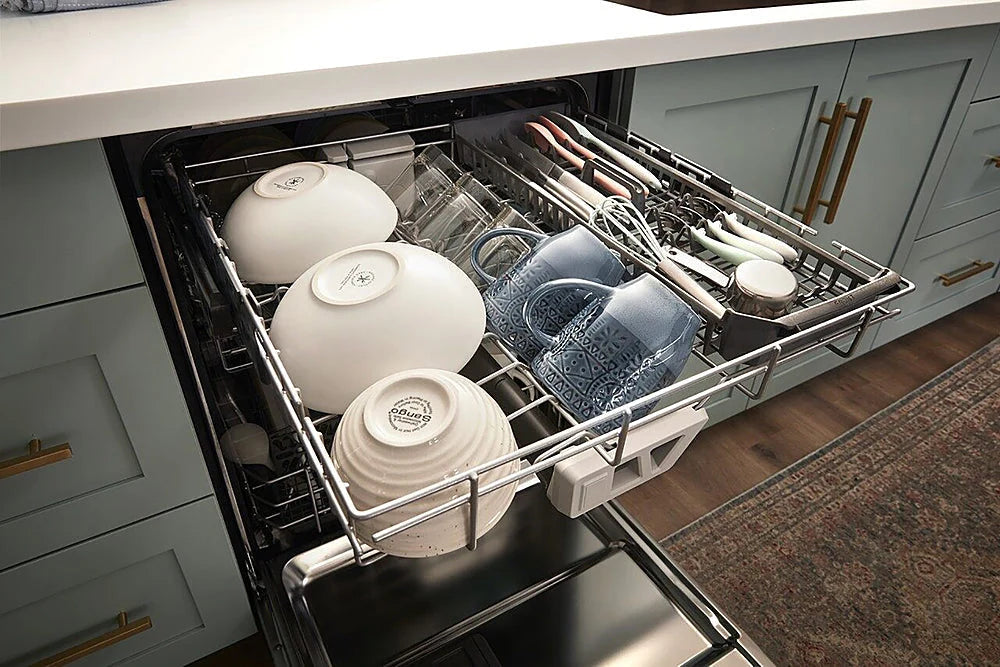 Whirlpool - 24 Top Control Built-In Dishwasher with Stainless Steel Tub, Large Capacity & 3rd Rack, 47 dBA - Black stainless steel