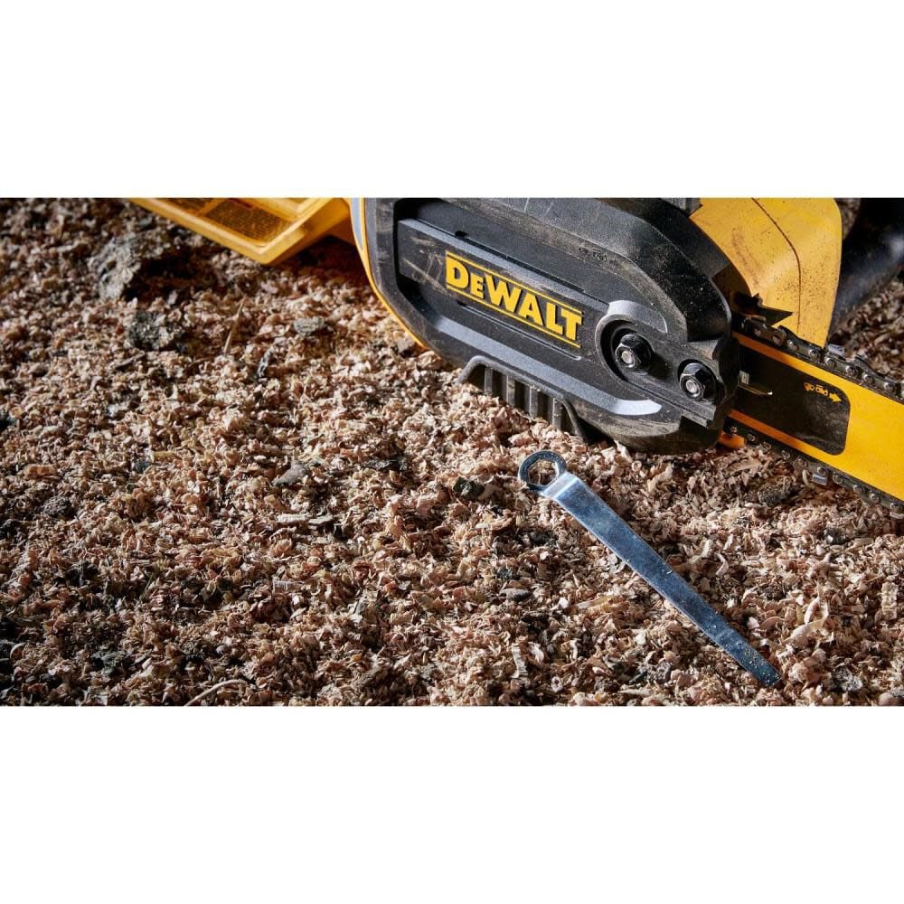 DW Electric Chainsaw 18 15 Amp DWCS600 from DW