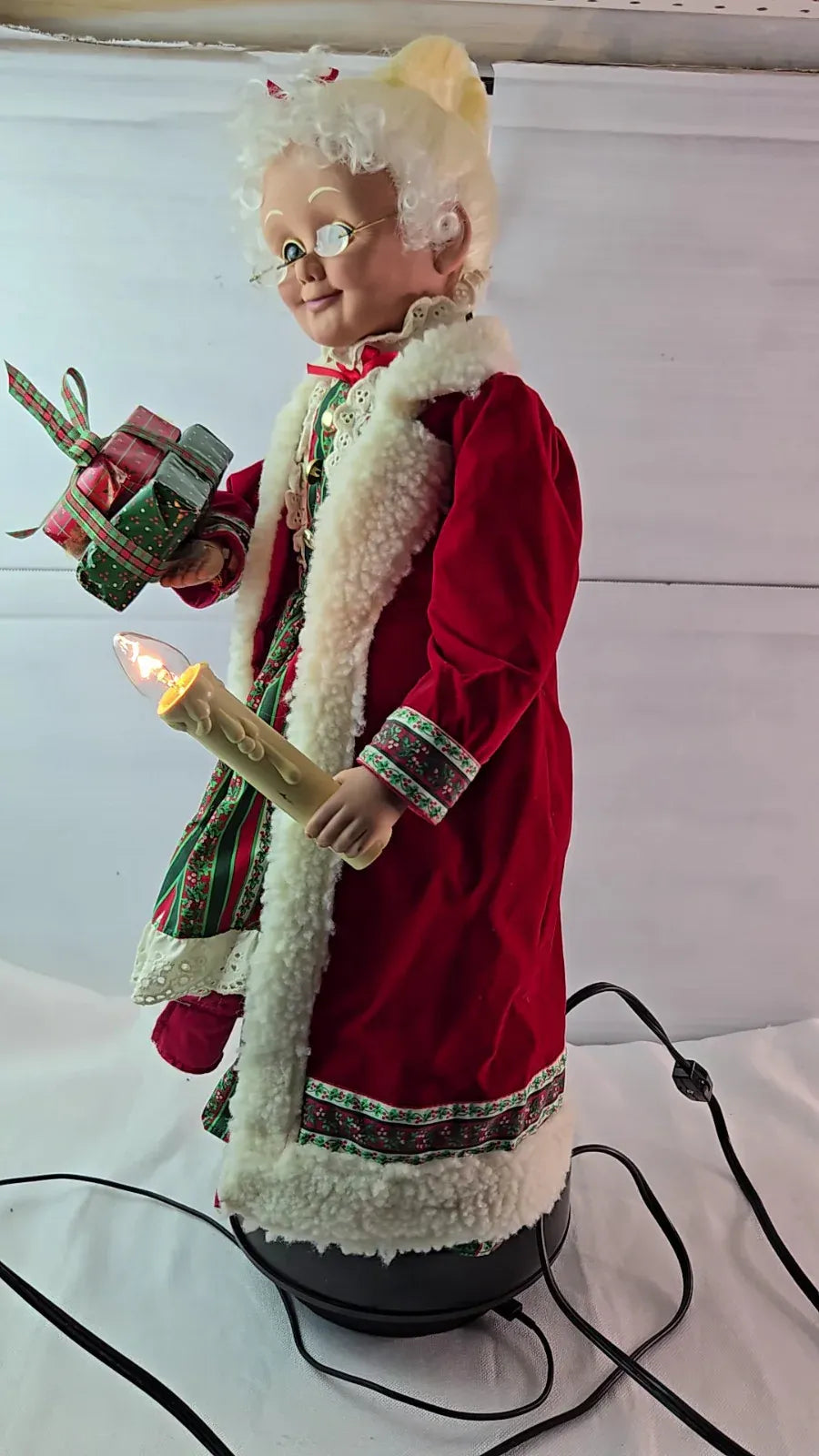 Vintage 1990's Santa's Best Animated Illuminated Mrs Claus Clause Figure *TESTED
