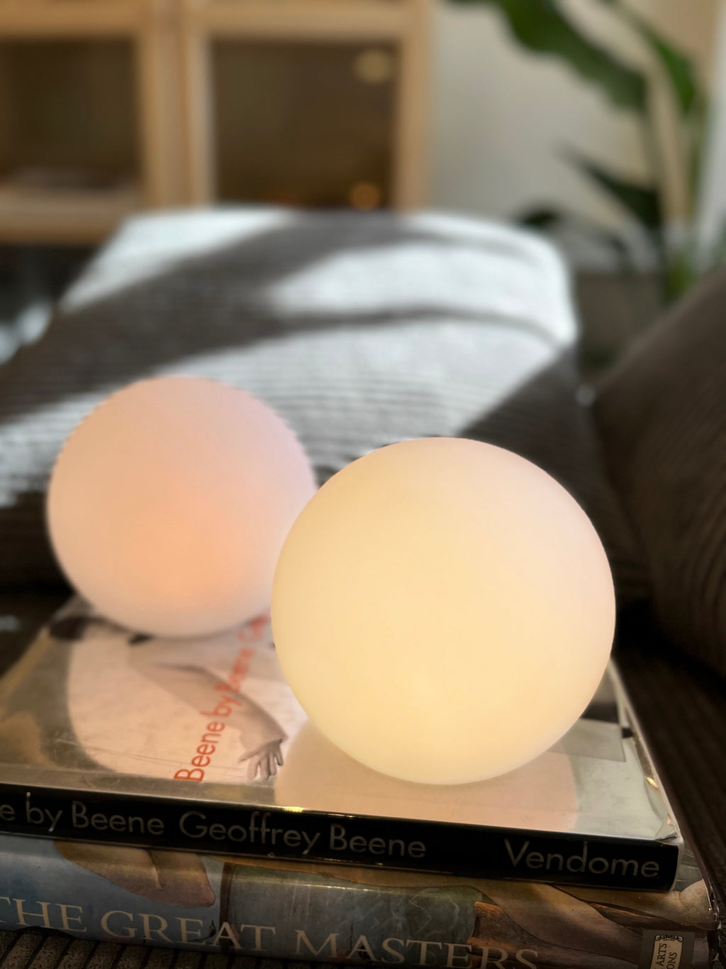 Color Changing Orb Lamp with Remote Control and 10-Hour  Runtime