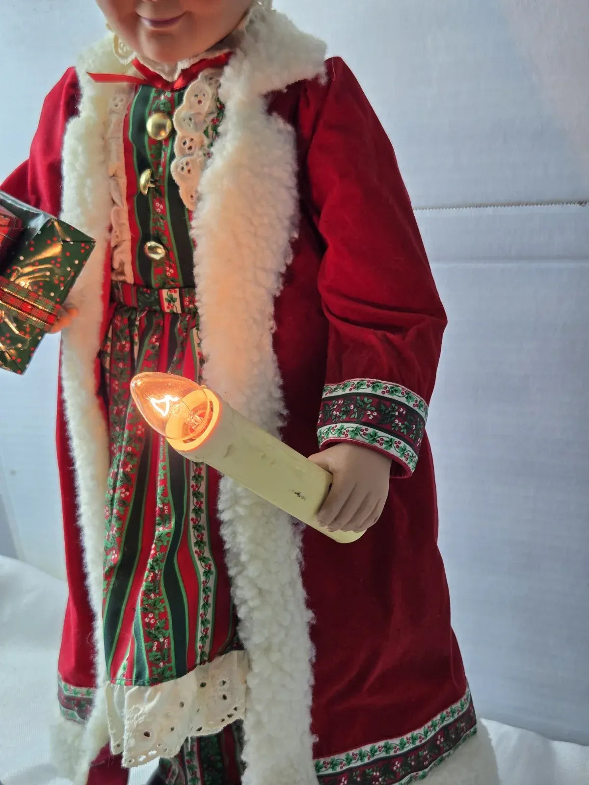 Vintage 1990's Santa's Best Animated Illuminated Mrs Claus Clause Figure *TESTED