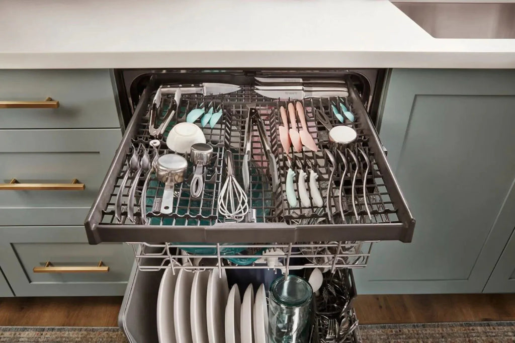 Whirlpool - 24 Top Control Built-In Dishwasher with Stainless Steel Tub, Large Capacity, 3rd Rack, 47 dBA - White